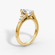 Pear Cut - Plain Band - Cluster Ring - 18 K Gold